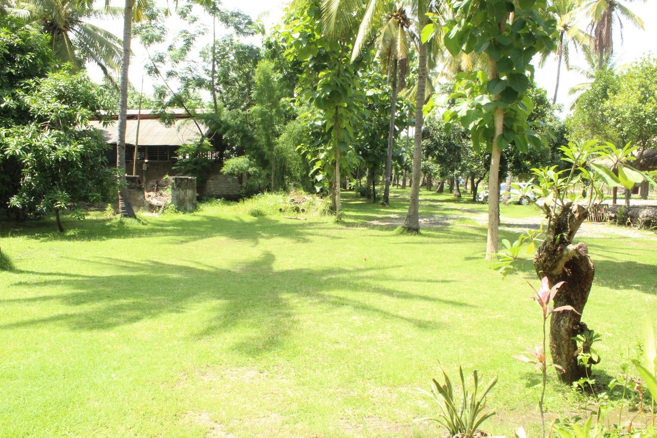 Gondang Beach Hotel Gili Trawangan Exterior photo