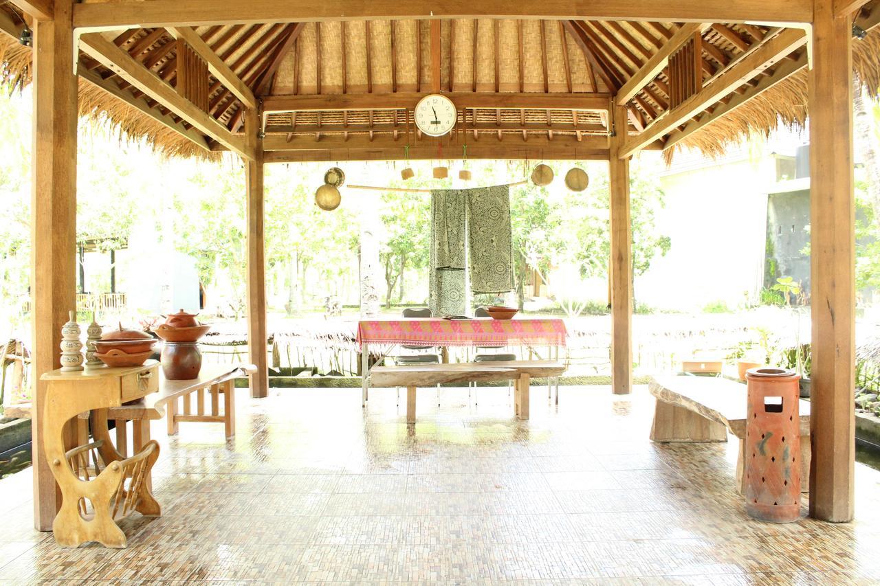 Gondang Beach Hotel Gili Trawangan Exterior photo