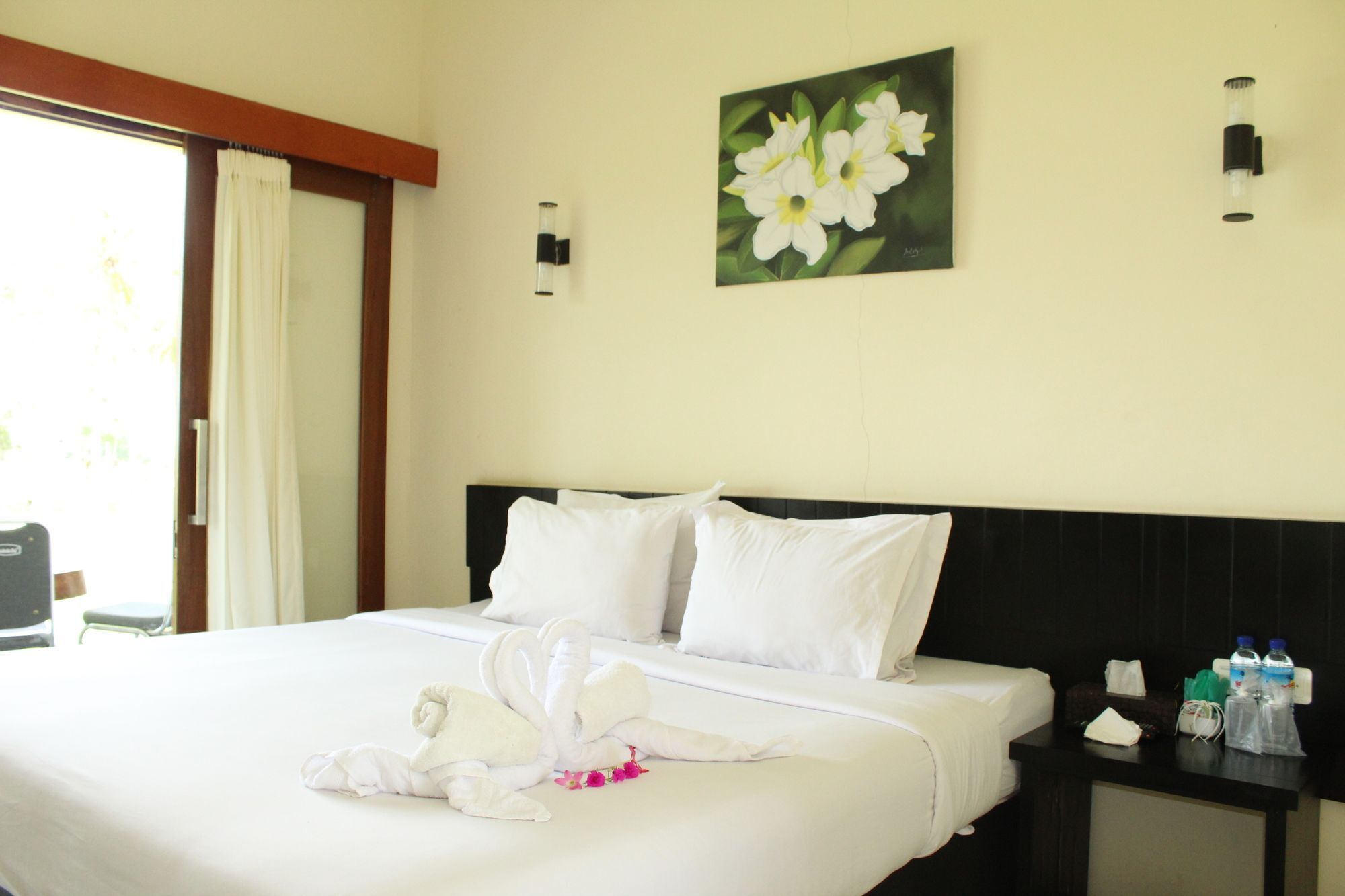 Gondang Beach Hotel Gili Trawangan Exterior photo